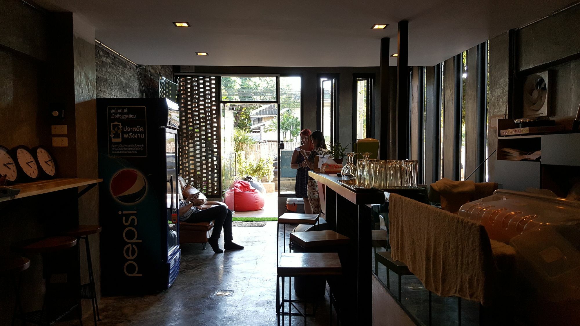 Fundee Hostel Chiang Mai Exterior photo