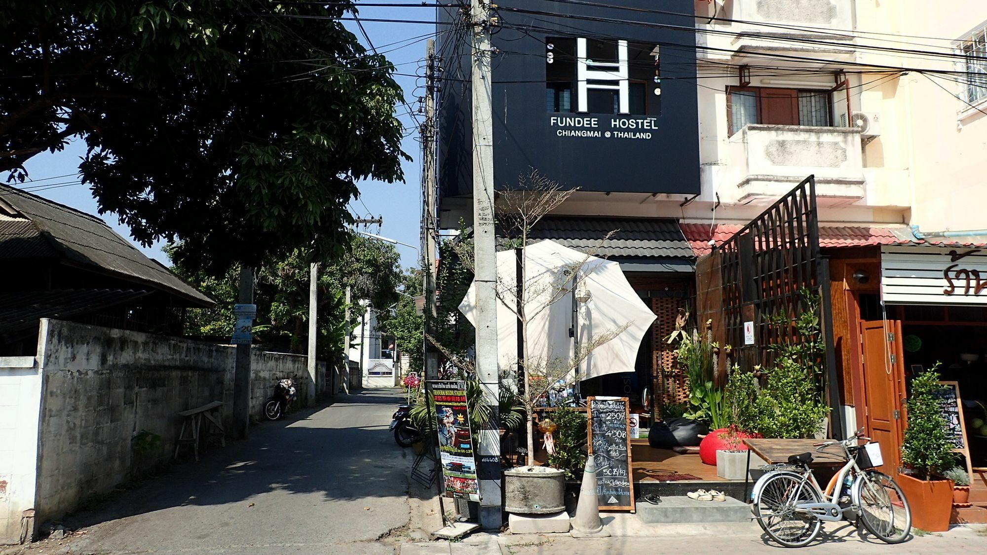 Fundee Hostel Chiang Mai Exterior photo