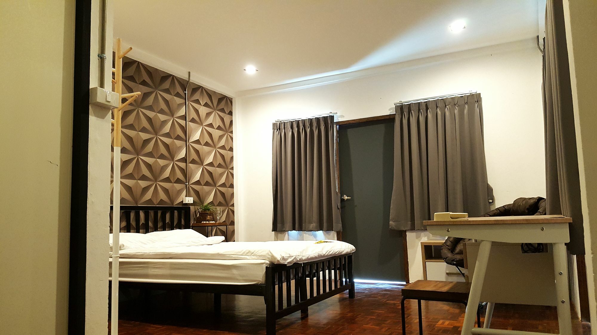 Fundee Hostel Chiang Mai Exterior photo